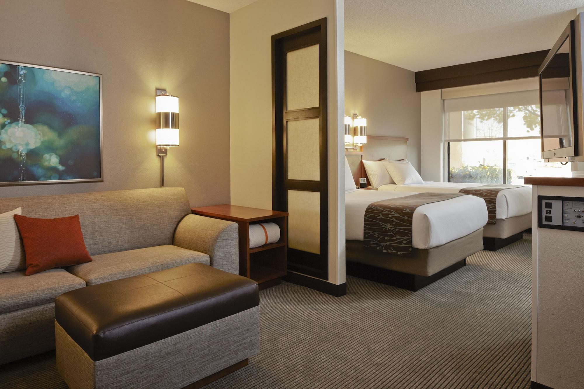 Hyatt Place Dallas North By The Galleria Адисън Екстериор снимка