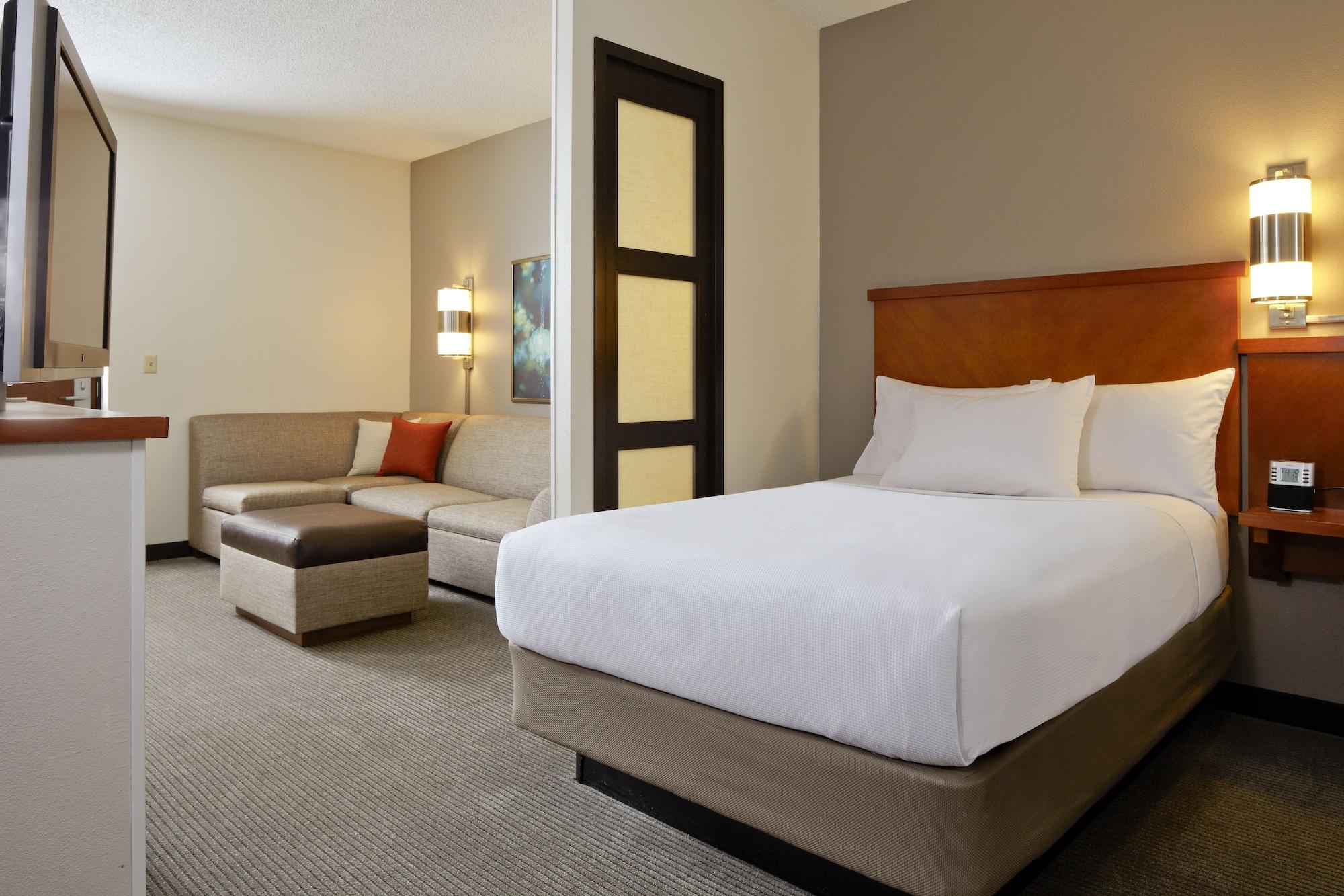 Hyatt Place Dallas North By The Galleria Адисън Екстериор снимка