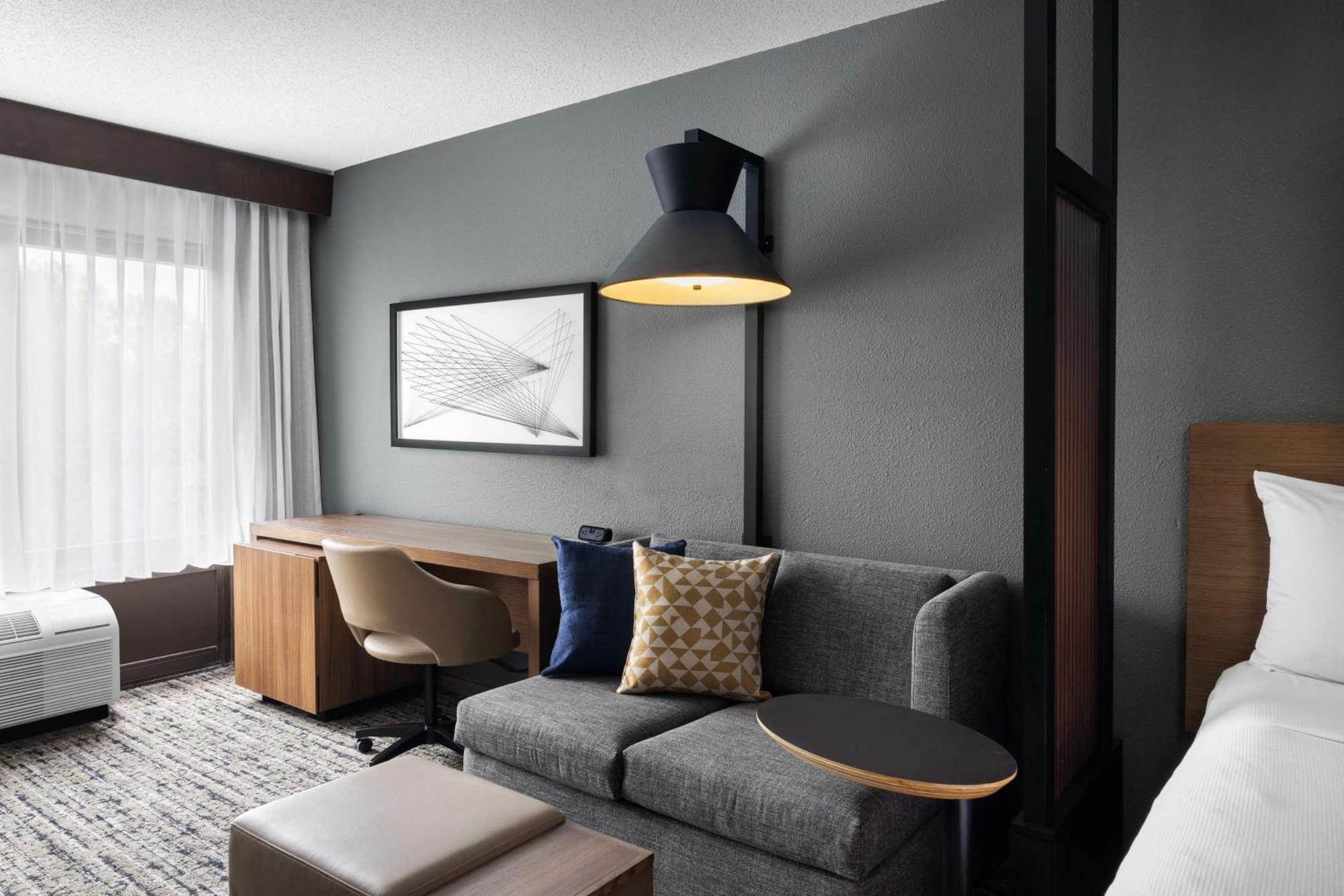 Hyatt Place Dallas North By The Galleria Адисън Екстериор снимка