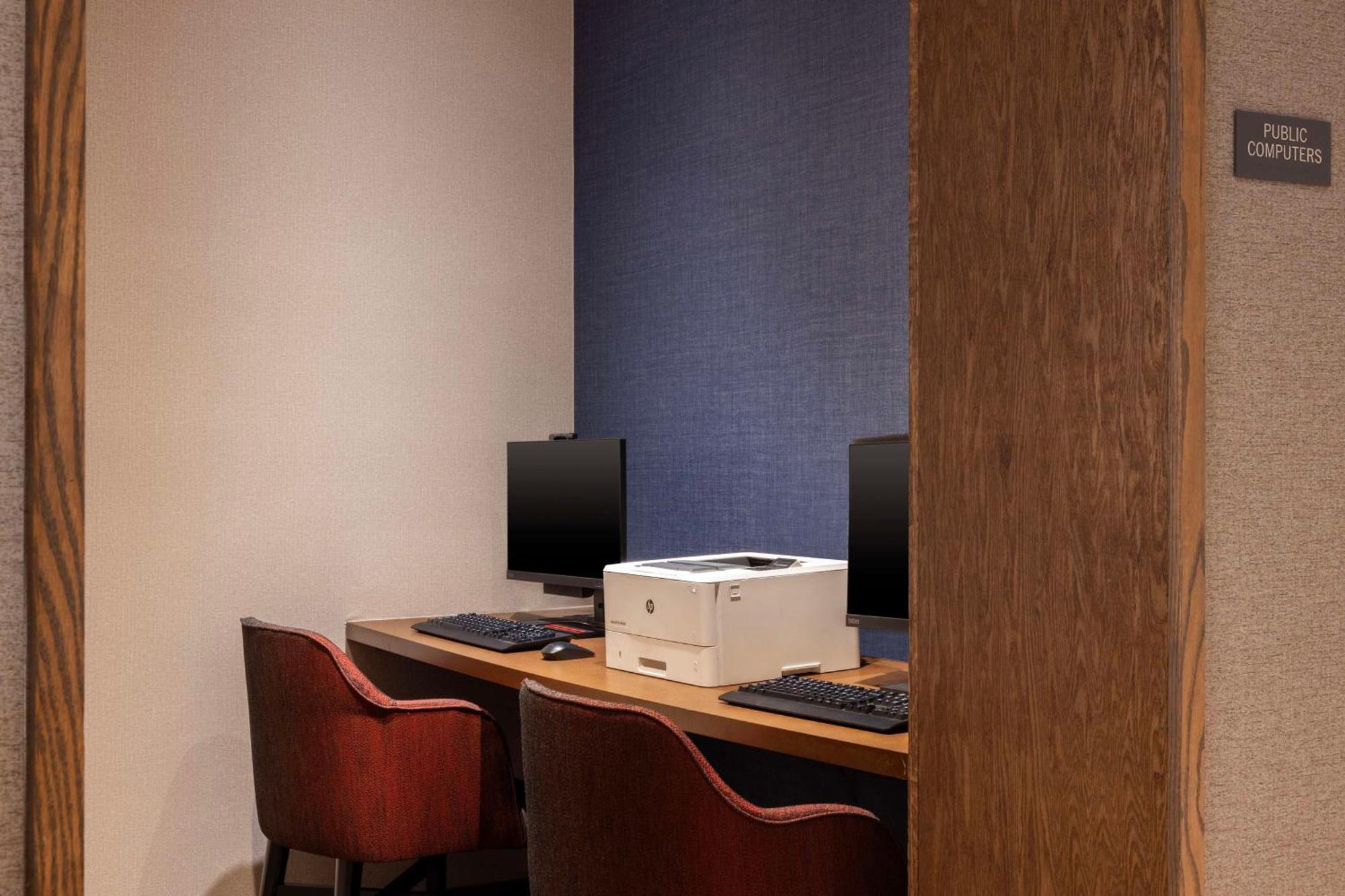 Hyatt Place Dallas North By The Galleria Адисън Екстериор снимка